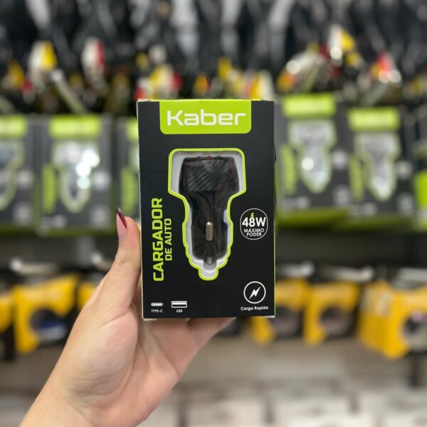 CARGADOR DE AUTO KABER